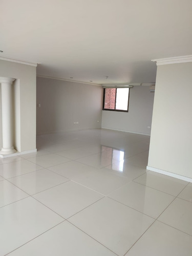 Imagen 29 de 30 de Apto Penthouse Remodelado