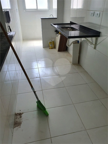 Imagem 6 de 20 de Apartamento Com 2 Dormitorios, 1 Vaga De Garagem A Venda No Bairro Ocian - Praia Grande - Reo585604