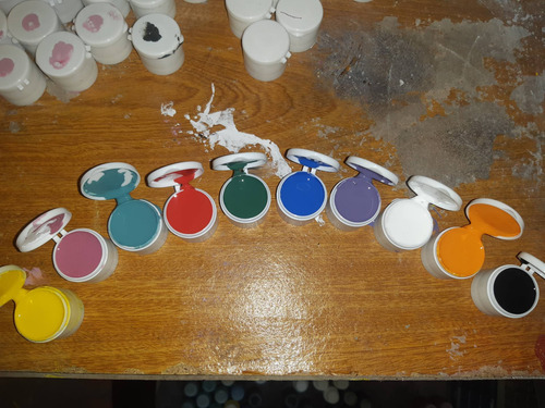 Imagen 4 de 10 de Pintura Acrílica Artesanías Rosol Pack 10 × 15 Ml