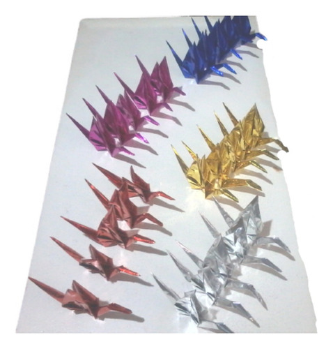 Origamis Tsurus 2500 Un. De 15 Cm Metade Dourados E Brancos