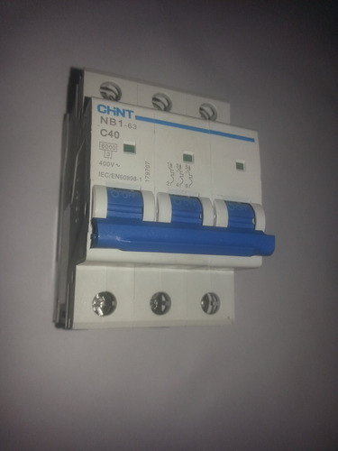 Breakers Termomagneticos Chint 3x40 /chint