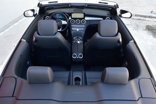 Imagen 20 de 22 de Mercedes-benz Clase C 2.0 C300 Coupe 258cv Cabrio