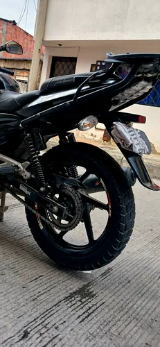 Pulsar 180 Gt
