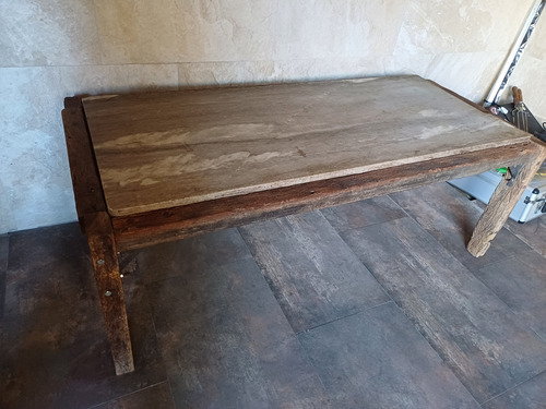 Mesa Rústica Mármol Y Pique (Usado)