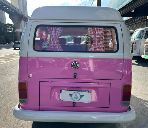 Volkswagen Kombi 1.4 Standard Total Flex 3p