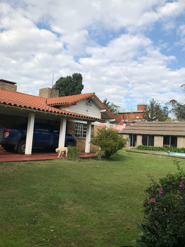 Imagen 6 de 30 de Casa Quinta Ranelagh Con Pileta Y Gran Parque