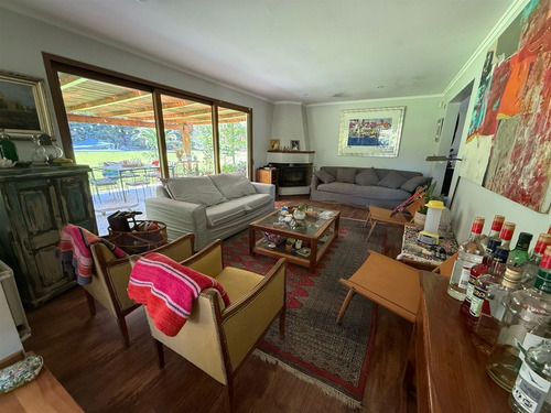 Linda Casa En Parcela Estilo Chileno 5d, 3b Buenos Accesos
