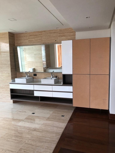 Imagen 21 de 29 de Fernando Perez Vende Penthouse A Estrenar En Terrazas Del Country Res Sibaris, Guataparo Valencia