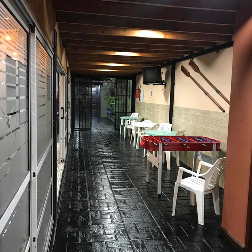 Complejo De Alquiler Temporario Con Piscina Climatizada