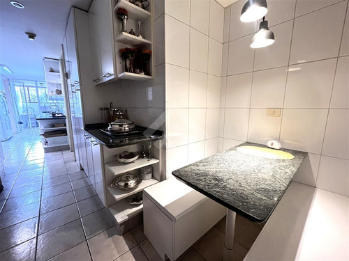 Departamento En Venta De 3 Dorm. En Las Condes