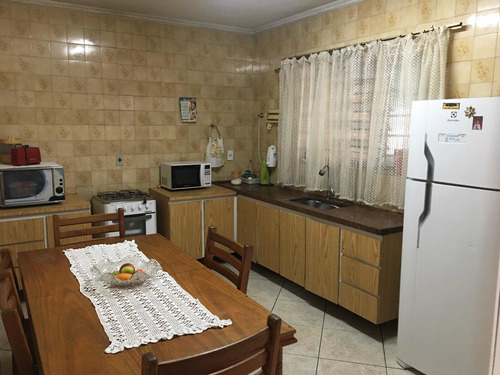 Imagem 6 de 14 de Casa
