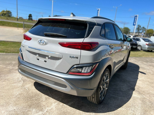 Imagen 8 de 13 de Hyundai Kona Hibrida Safe 0 Km