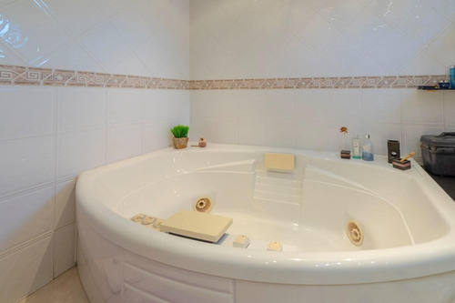 Imagen 20 de 30 de Casa En Venta - 7 Ambientes - Pinamar Iglesia