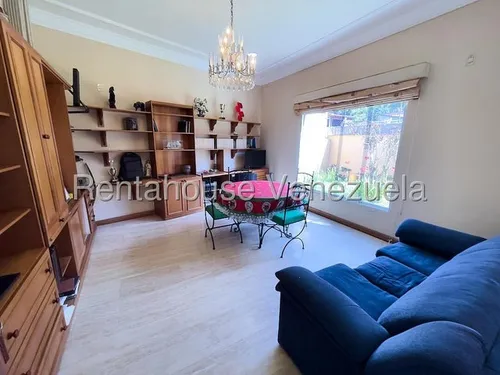 Casa En Venta. Urb. Sorocaima.