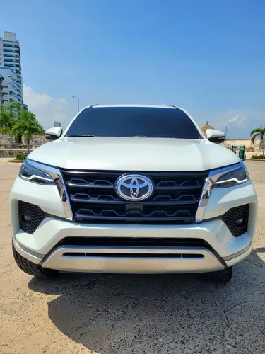 Toyota Fortuner 2.7L SRV