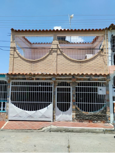 Casa En Paraparal Sector El Molino   Codigo: Atc-1225  Tp 