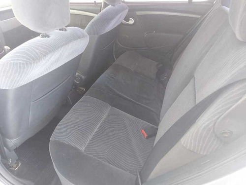 Imagem 10 de 12 de Renault Sandero 1.6 16v Privilege 2009