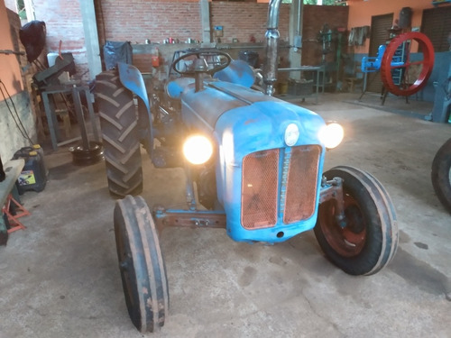 Imagem 4 de 9 de Fordson