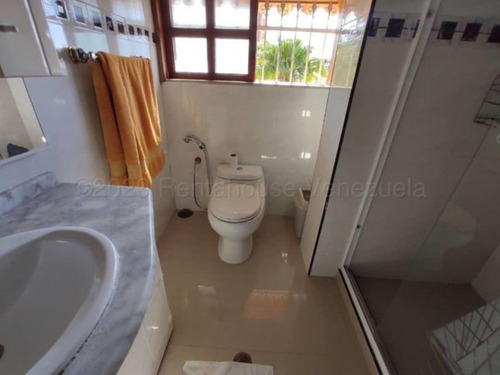 Imagen 12 de 30 de Casa En Venta En El Pedregal Barquisimeto, Piscina, Sauna, Jacuzzi Y Un Gran Vestier, Cod 22-4779, Inf 04245943684, J20