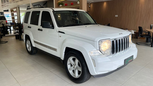 Jeep Cherokee 3.7 Limited Aut. 5p