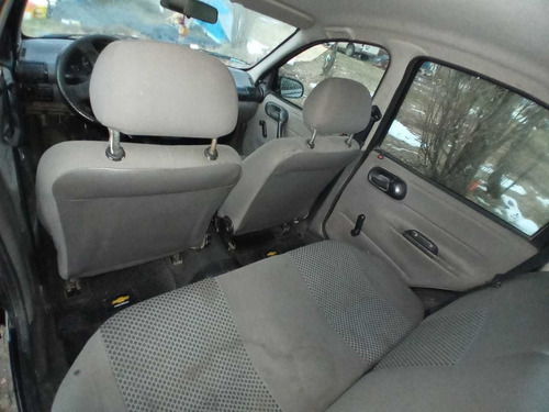 Imagen 9 de 9 de Chevrolet Corsa 2011 1.8 Gl Aa+da
