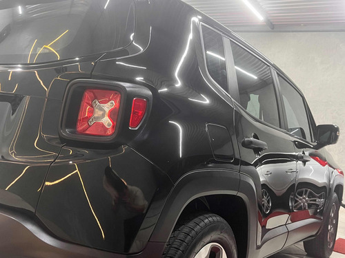 Jeep Renegade 1.8 Flex 5p