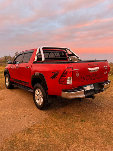 Toyota Hilux SRV 2.7 Cd Srv Vvti 4x2 - A3