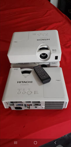 Proyector Hitachi Cp-wx4041wn De 4,000 Lúmenes (Usado)
