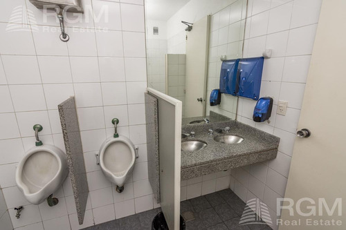 Imagen 9 de 30 de Impecable Oficina En Alquiler