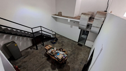 Se Vende Galpón Comercial 368m² - Farmacia La Ganadera Av. Constitución Maracay Jm