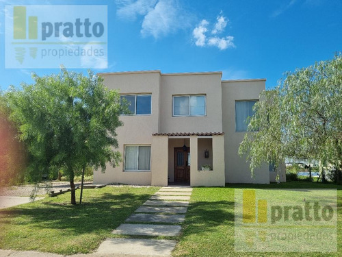 Casa En Venta De 3 Dormitorios En San Gabriel