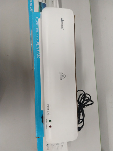 Plastificadora Petit 230 Polaseal A4 110v 2 Cilindro Apptech (Usado)