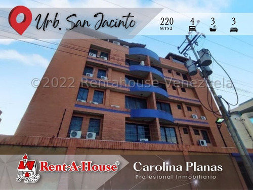 Apartamento En Venta En Maracay, Urb. San Jacinto Pethouse Duplex 23-9728 Cp