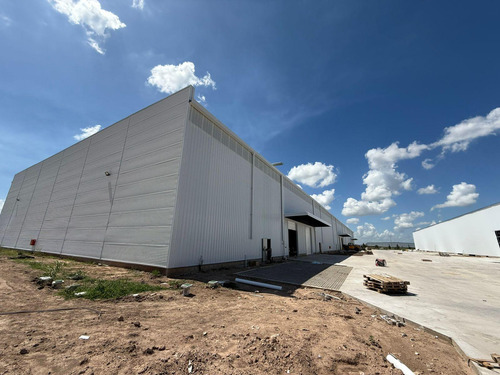 Excelente Nave Industrial Y Logística A Estrenar En El Parque Industrial Ruta 6