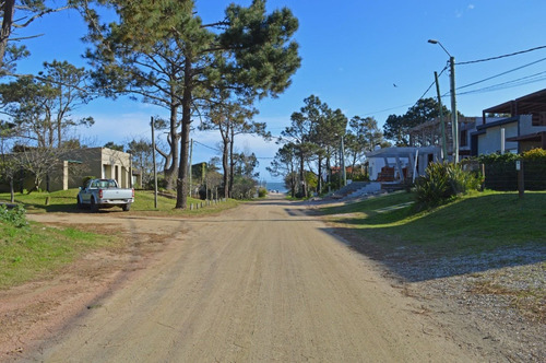 Imagen 17 de 17 de San Francisco - Punta Colorada - 50 Mts De La Playa - Piriapolis-estufa A Leña Consulte Por Opciones Similares