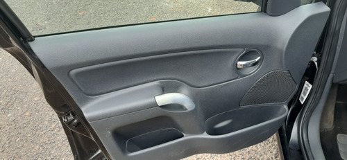 Imagem 7 de 10 de Citroën C3 2012 1.4 8v Glx Flex 5p