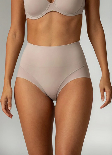 Calcinha Modeladora Com Corte A Laser Liz 70380