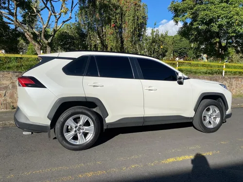 Toyota RAV4 2.0 Xle 4X2 Cvt