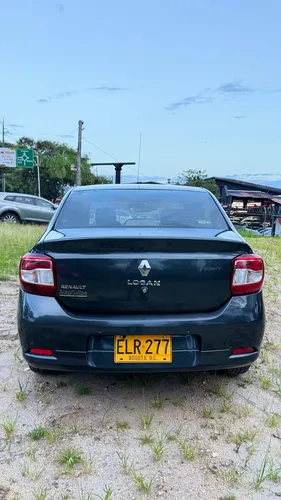 Renault Logan 1.6 Privilege / Intens