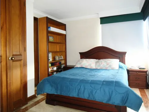Apartamento Duplex Ubicado En Los Balsos - Poblado