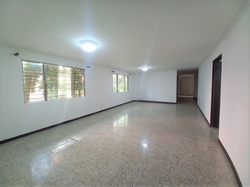 Apartamento En Arriendo Ubicado En Medellin Sector Conquistadores (21948).