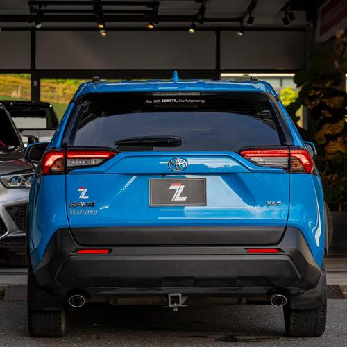 Toyota RAV4 Xle 2.0