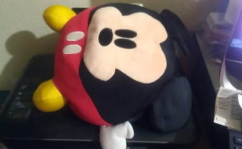 Disney Parks World Mickey Soft Plush Microbead Pillow 34 Cms (Usado)