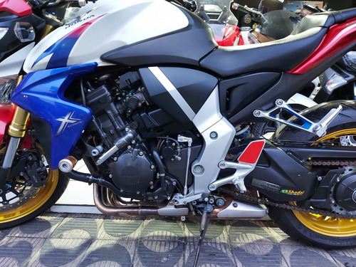 Imagem 7 de 12 de Honda Cb1000r Tricolor Ano 2014