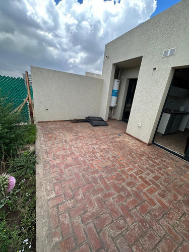 Duplex En Venta, Docta, Dos Dormitorios