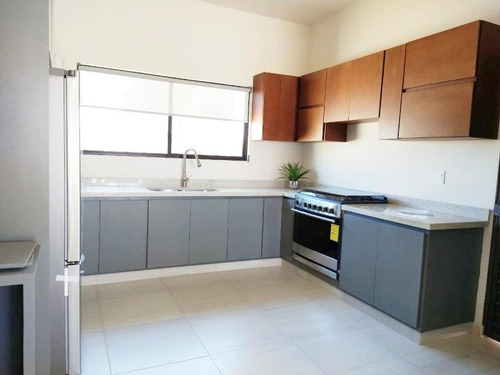 Imagen 7 de 12 de Casa Sola En Venta Arbolares