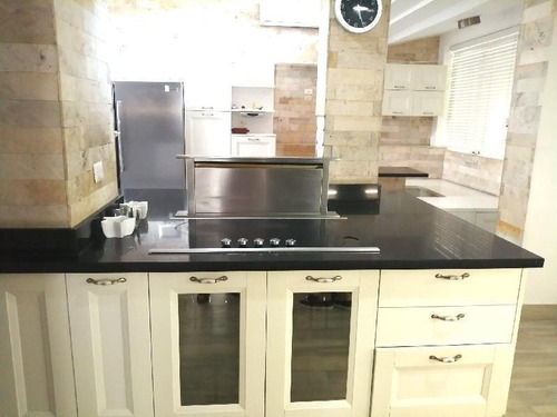 Imagen 8 de 16 de Casa En Venta En Urb. La Viña Valencia Cod: Foc-951