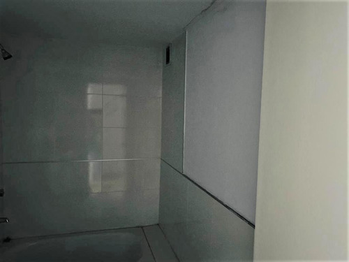 Imagen 8 de 13 de Pleno Centro!!! Vendo Oficina Reciclada! Colón 168.3er Piso.