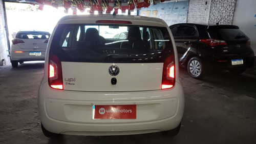 Imagem 4 de 11 de Volkswagen Up! 2017 1.0 Take 5p