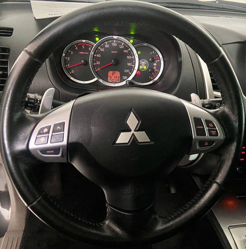 Imagem 10 de 11 de Mitsubishi Pajero Dakar 3.2 Hpe 4x4 7 Lugares 16v Turbo